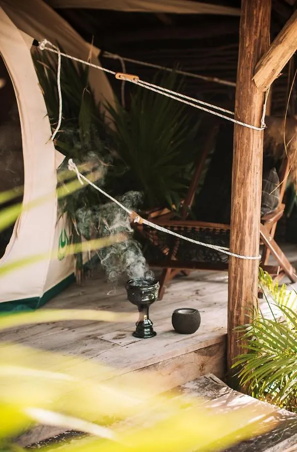 Uman Glamping & Cenote Tulum Otel Lüks kamp alanı