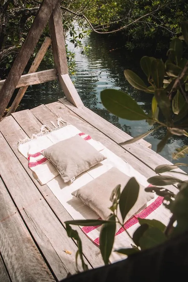 Lüks kamp alanı Uman Glamping & Cenote Tulum Otel Meksika