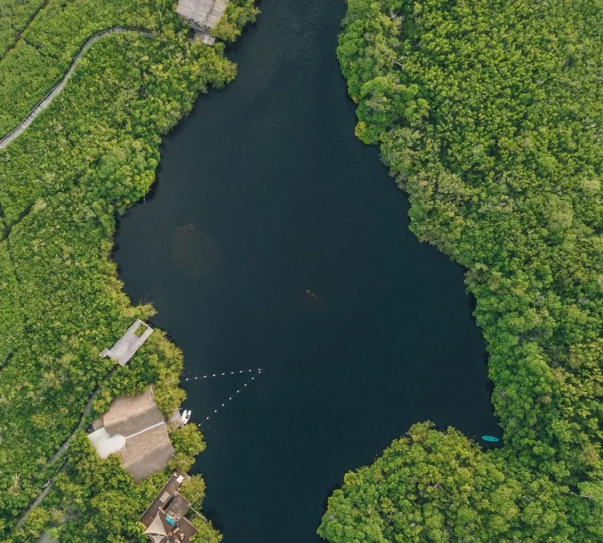 Lüks kamp alanı Uman Glamping & Cenote Tulum Otel Meksika