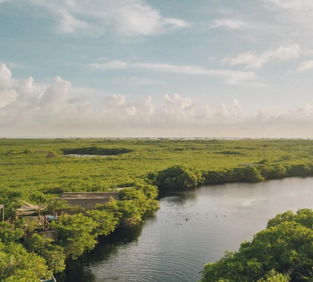 Uman Glamping & Cenote Tulum Otel